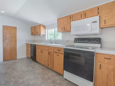 1318 Fig Ln, Corning, CA 96021 photo 12