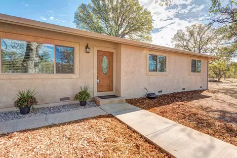 9597 Yuki Yama Ln, Redding, CA 96003 photo 2