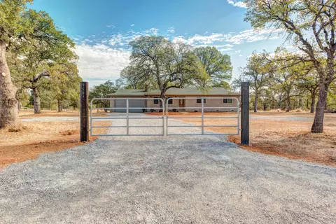 9597 Yuki Yama Ln, Redding, CA 96003 photo 5