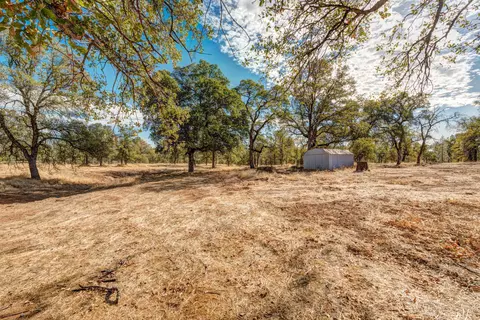9597 Yuki Yama Ln, Redding, CA 96003 photo 13