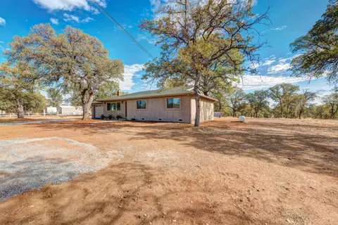9597 Yuki Yama Ln, Redding, CA 96003 photo 6