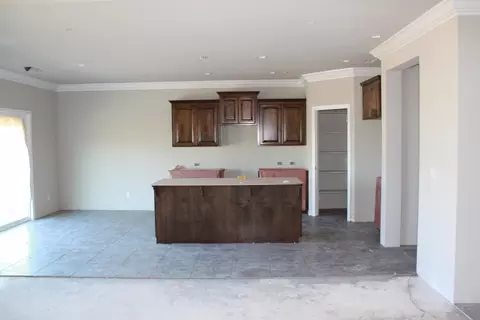 6458 Beretta, Redding, CA 96001 photo 2
