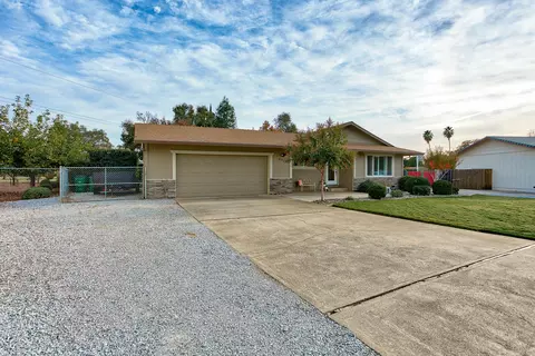 6877 Granada Dr, Redding, CA 96002 photo 41