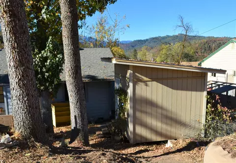 220 Third Ave, Lewiston, CA 96052 photo 8