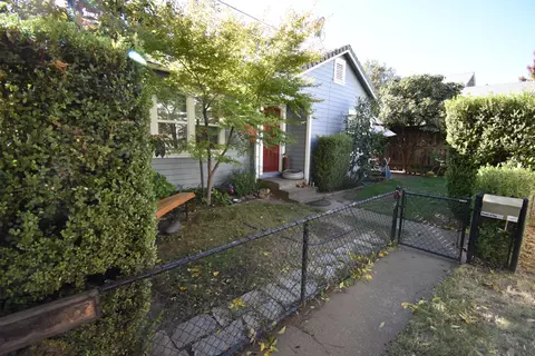 805 Fell St, Redding, CA 96001 photo 10