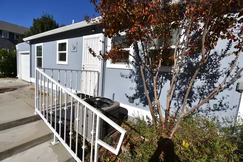 805 Fell St, Redding, CA 96001 photo 13