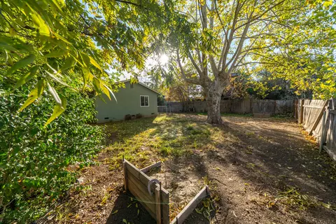 2918 Regal Ave, Redding, CA 96002 photo 24