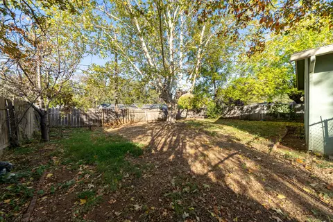 2918 Regal Ave, Redding, CA 96002 photo 21