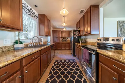 2918 Regal Ave, Redding, CA 96002 photo 8