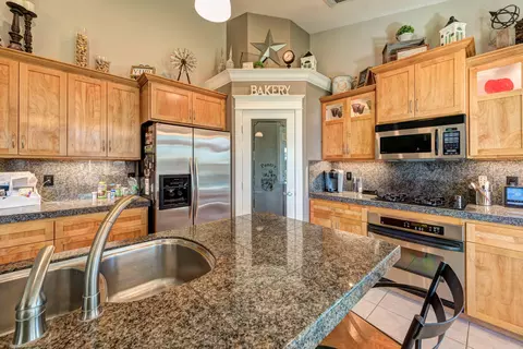 5029 Lost Creek Ct, Redding, CA 96002 photo 18