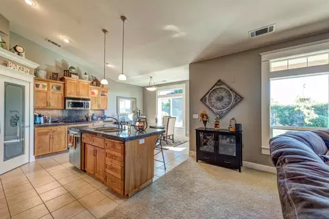 5029 Lost Creek Ct, Redding, CA 96002 photo 9