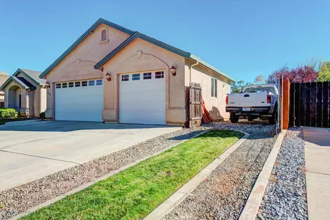 5029 Lost Creek Ct, Redding, CA 96002 photo 3