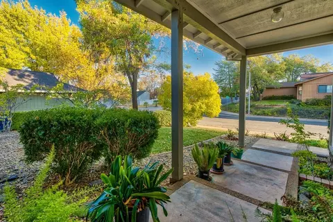 4435 Moyvane Dr, Redding, CA 96001 photo 3