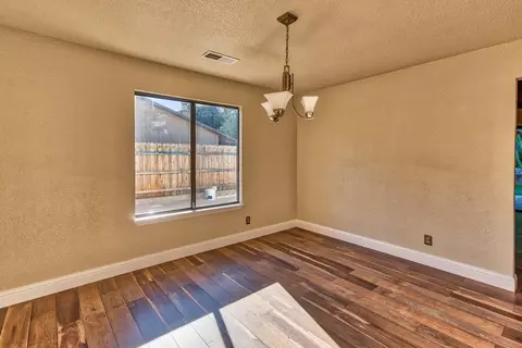 4435 Moyvane Dr, Redding, CA 96001 photo 9