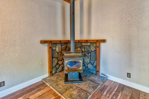 4435 Moyvane Dr, Redding, CA 96001 photo 16