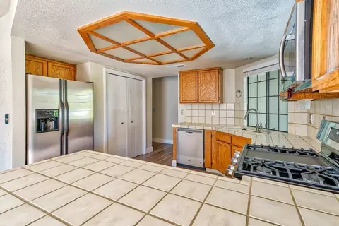 4435 Moyvane Dr, Redding, CA 96001 photo 8