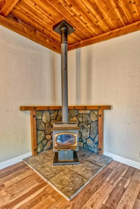 4435 Moyvane Dr, Redding, CA 96001 photo 17