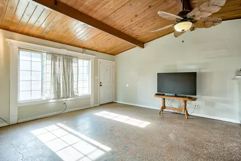 2293 London Ave, Redding, CA 96001 photo 3