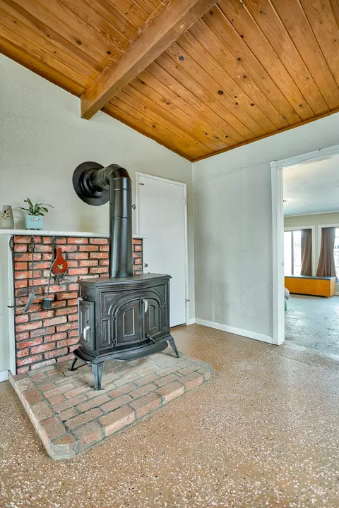 2293 London Ave, Redding, CA 96001 photo 8
