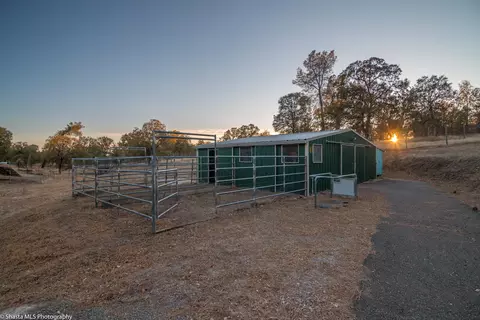 9682 Winegar Rd, Redding, CA 96003 photo 32