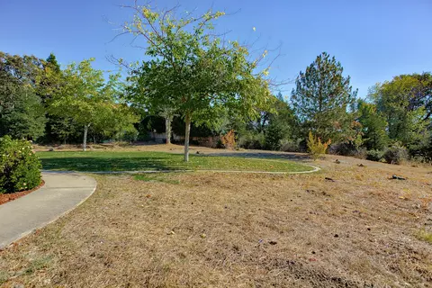 3865 Westgate Ave, Redding, CA 96001 photo 22