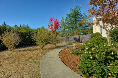 3865 Westgate Ave, Redding, CA 96001 photo 21