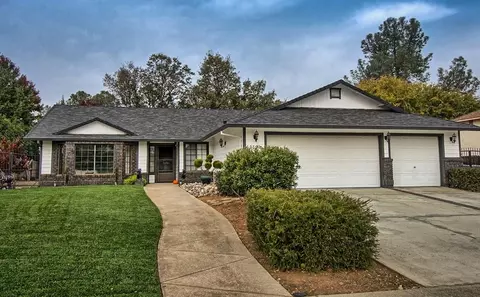 5862 Constitution Way, Redding, CA 96003 photo 3