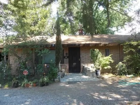 5791 Reno Ln, Redding, CA 96001 photo 2