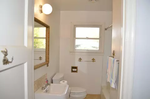 742 South St, Redding, CA 96001 photo 6