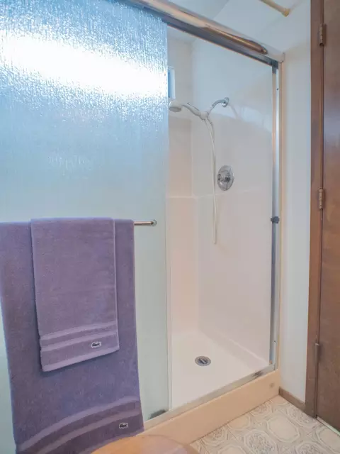 1070 Belcrest Dr, Redding, CA 96003 photo 40