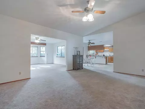 1070 Belcrest Dr, Redding, CA 96003 photo 18