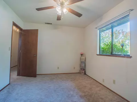 1070 Belcrest Dr, Redding, CA 96003 photo 48