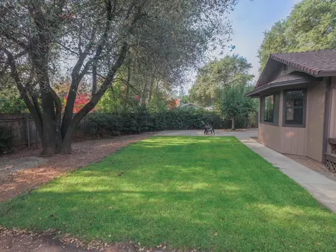 1070 Belcrest Dr, Redding, CA 96003 photo 68