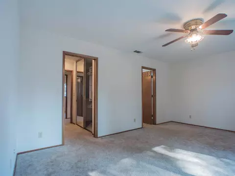 1070 Belcrest Dr, Redding, CA 96003 photo 35