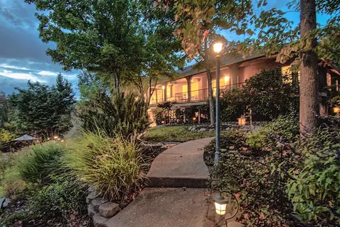 2336 Cumberland Dr, Redding, CA 96001 photo 36