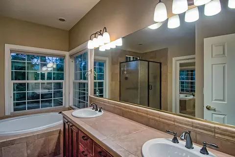 2336 Cumberland Dr, Redding, CA 96001 photo 20