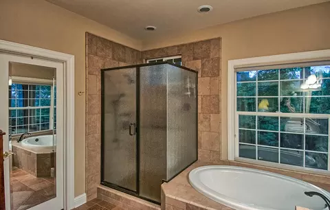 2336 Cumberland Dr, Redding, CA 96001 photo 21
