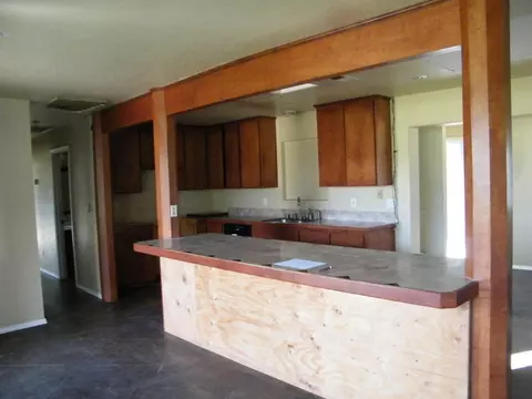 17879 Cambridge Rd, Anderson, CA 96007 photo 5