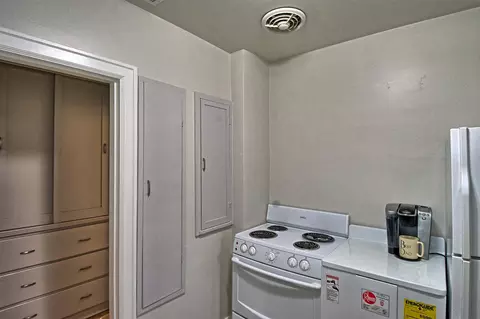 1423 Spruce St, Redding, CA 96001 photo 9