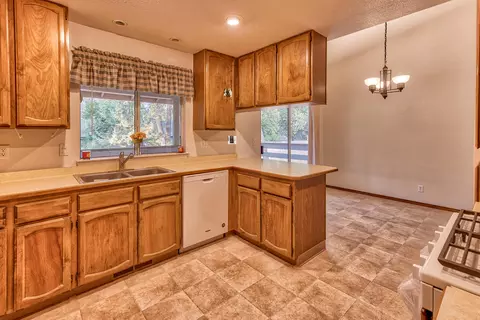 1766 Marlene Ave, Redding, CA 96002 photo 7