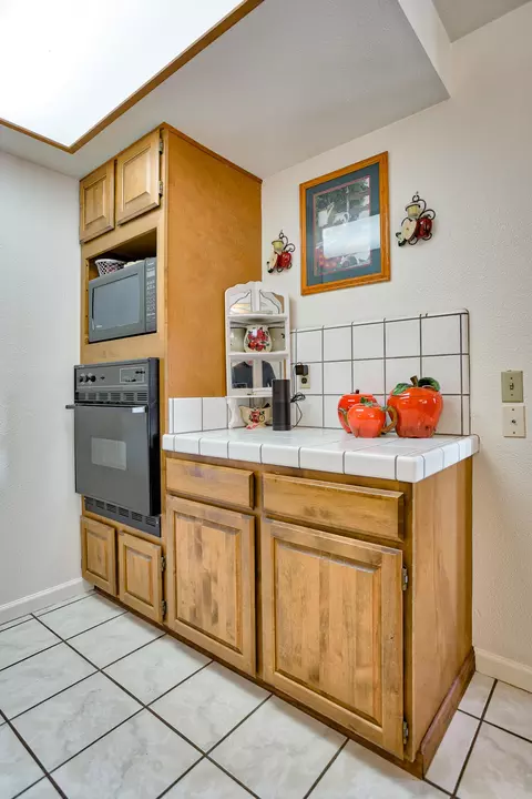 4133 Bechelli Ln, Redding, CA 96002 photo 10