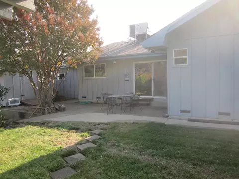2366 Gold St, Redding, CA 96001 photo 16