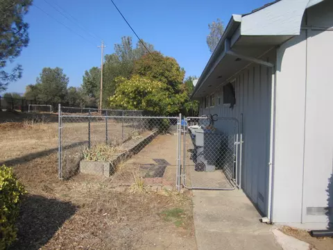 2366 Gold St, Redding, CA 96001 photo 20