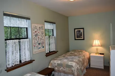 204 E Hinckley St, Mount Shasta, CA 96067 photo 15