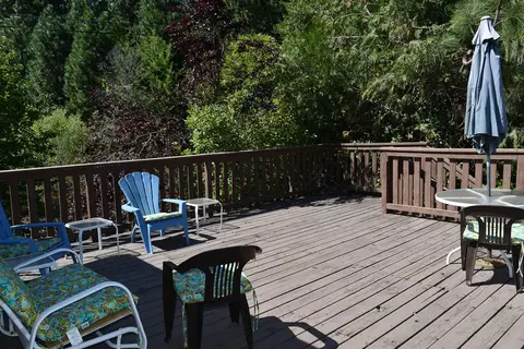 204 E Hinckley St, Mount Shasta, CA 96067 photo 18