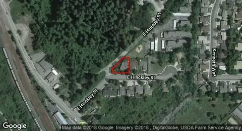 204 E Hinckley St, Mount Shasta, CA 96067 photo 21