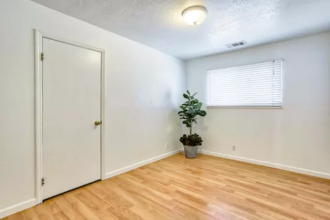 3560 Alta Mesa Dr, Redding, CA 96002 photo 8
