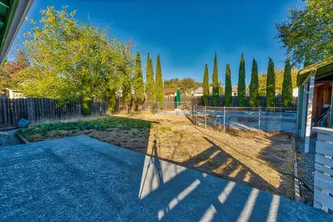 3381 West St, Redding, CA 96001 photo 26