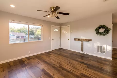 3381 West St, Redding, CA 96001 photo 5