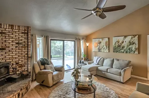 7826 Castle View Ln, Redding, CA 96001 photo 7